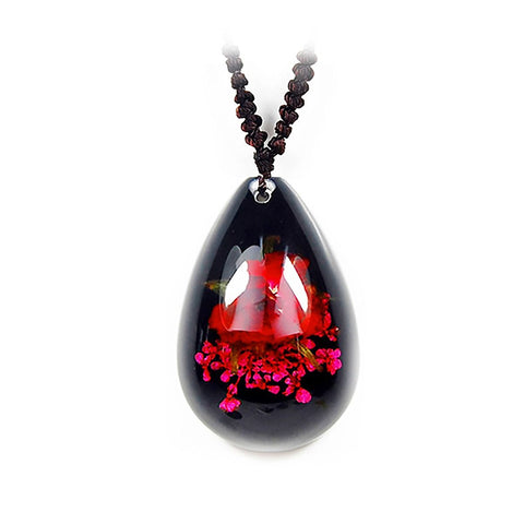 Real Flower Mini-Rose Black Red Teardrop Necklace in Resin – Real Nature Gifts