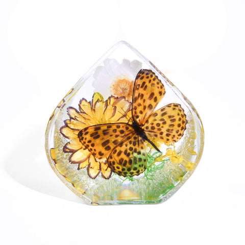 Real Butterfly & Flowers in Tear Drop Resin Paperweight Leopard Butterfly – Desktop Decoration (2.5” x 2.5” x 1.5”)